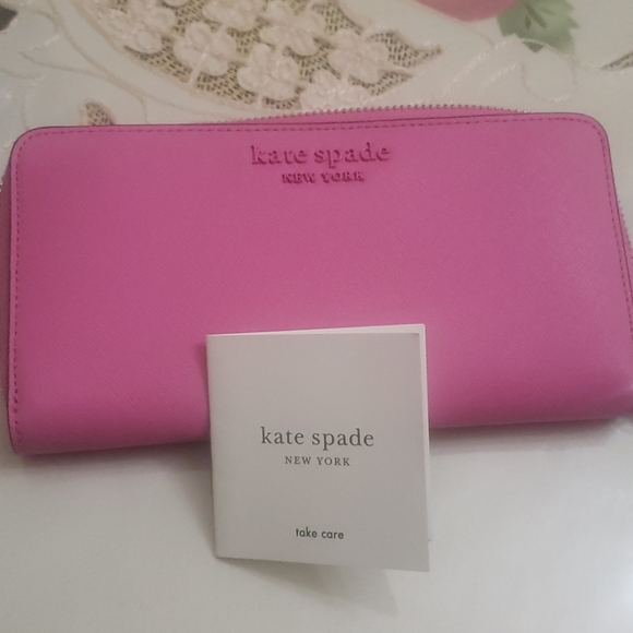 Kate Spade Wallet - Picture 3 of 3